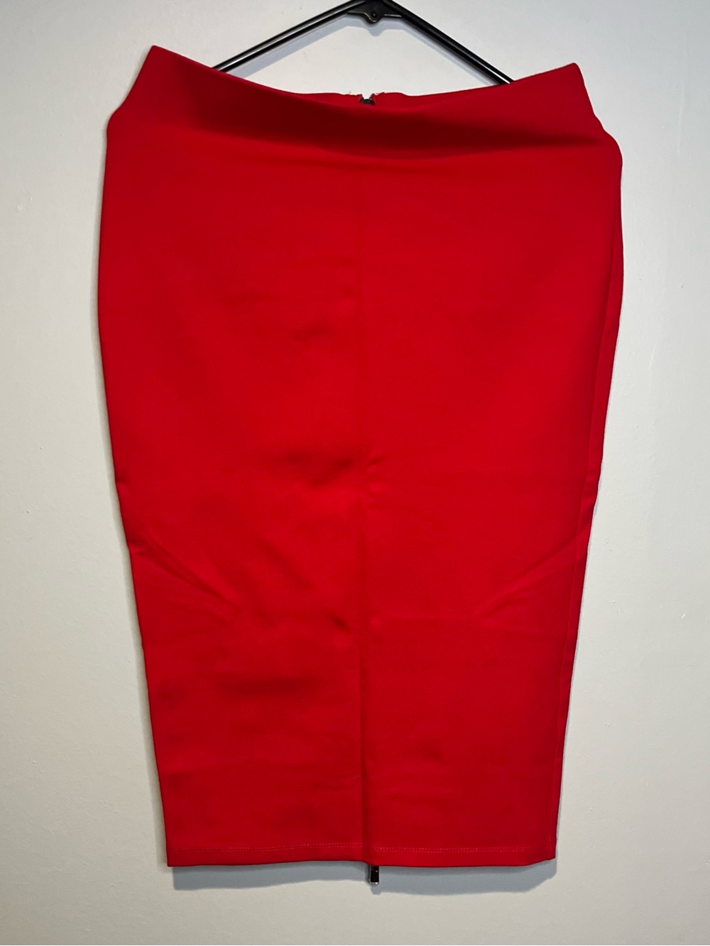 New With Tags Eva Longoria W/The Limited Power Ponte Red Zip Skirt Size Medium